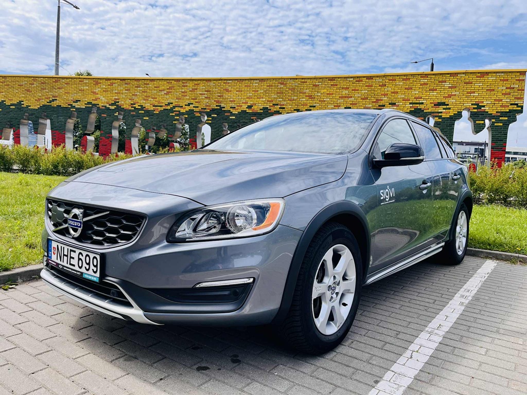 Volvo V60 Cross Country car rental